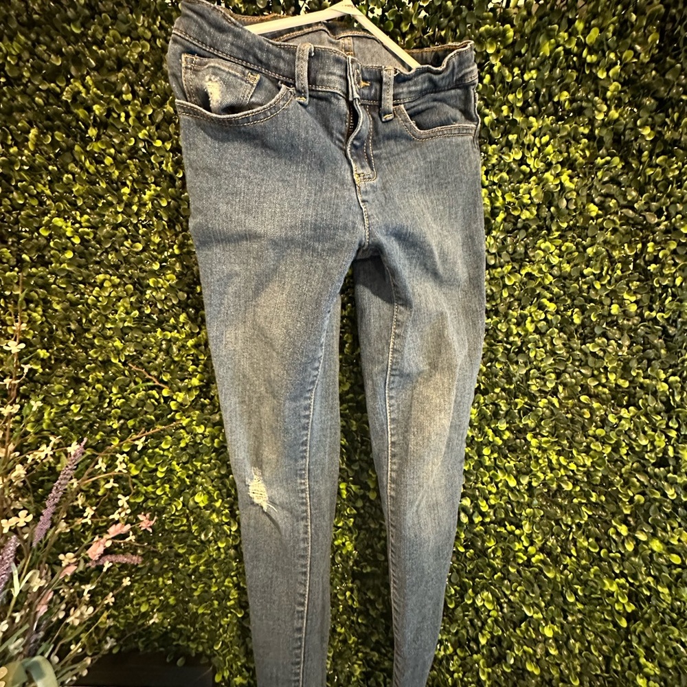 Levi’s super skinny size 8 (little girls) jeans